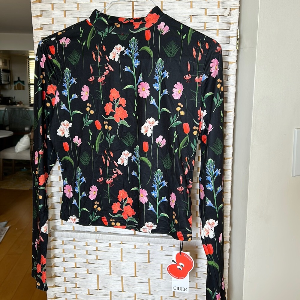 Floral black shirt
